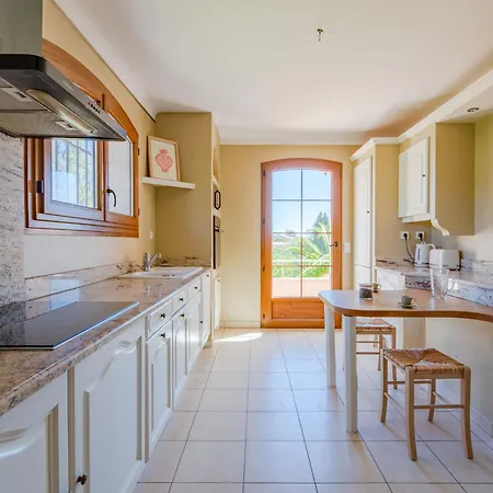 Le Beauregard By Interhome